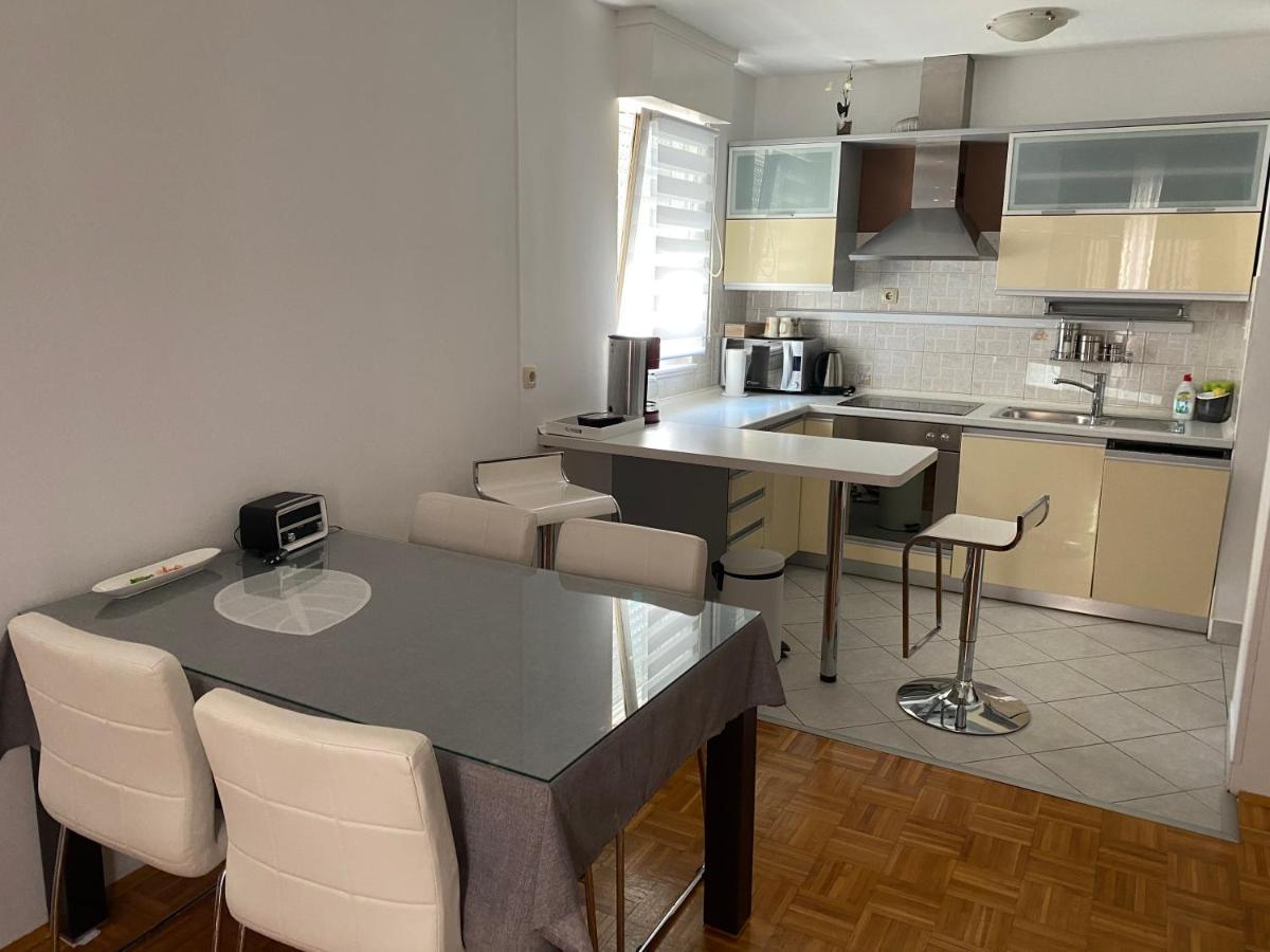 Apartment Miana โตรกีร์ ภายนอก รูปภาพ